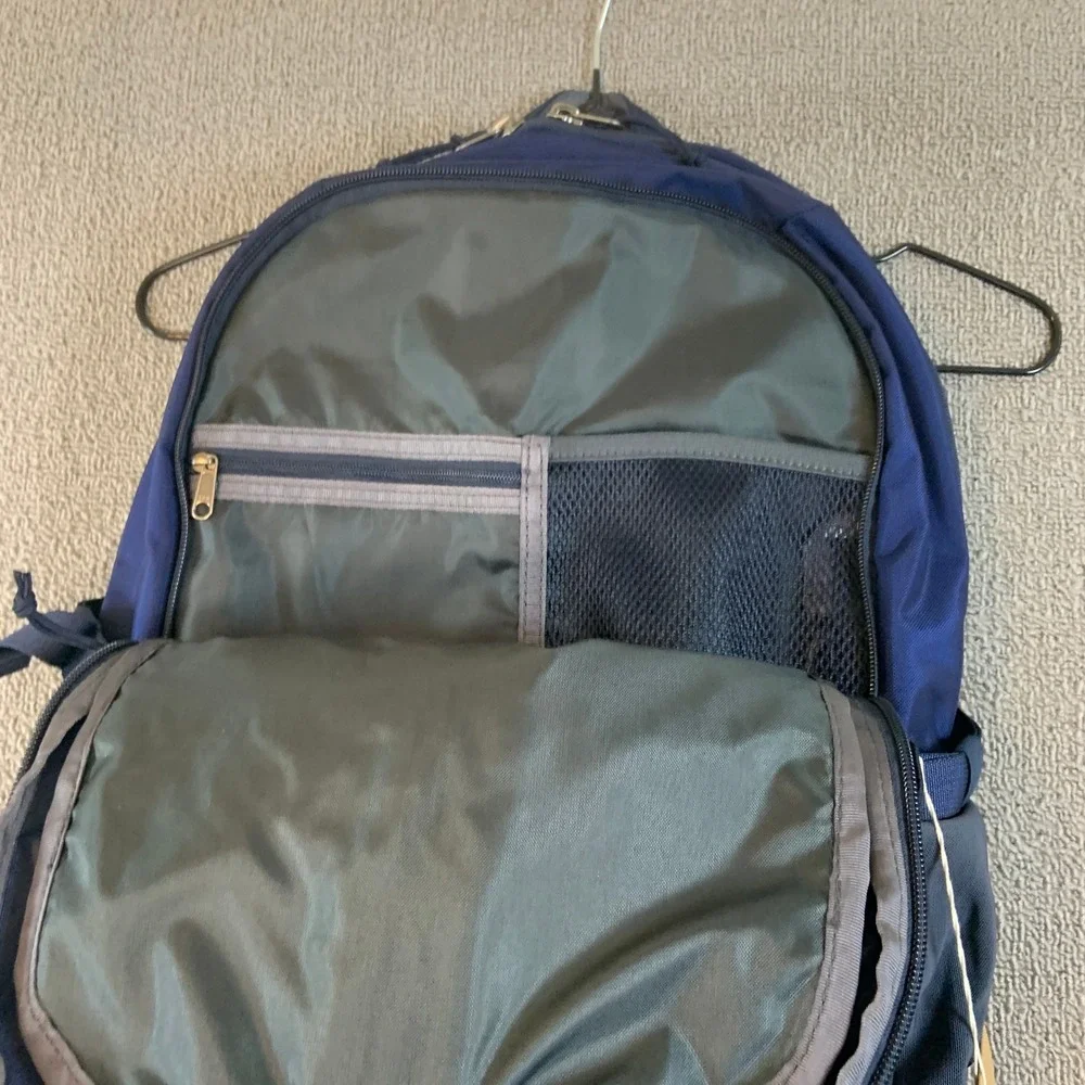 Patagonia Refugio Pack 28L Unisex Blue NWT Finance of America Mortgage Backpack